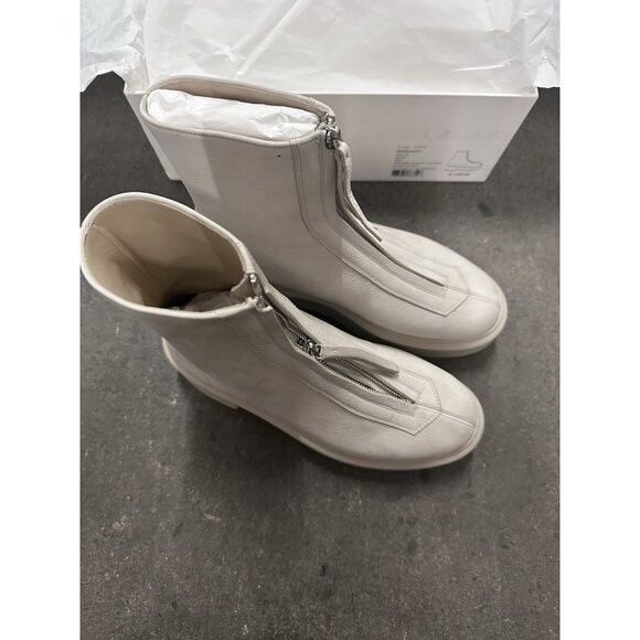 The Row Zipped Booties Beige Ankle Suede Leather - Picture 6 of 9